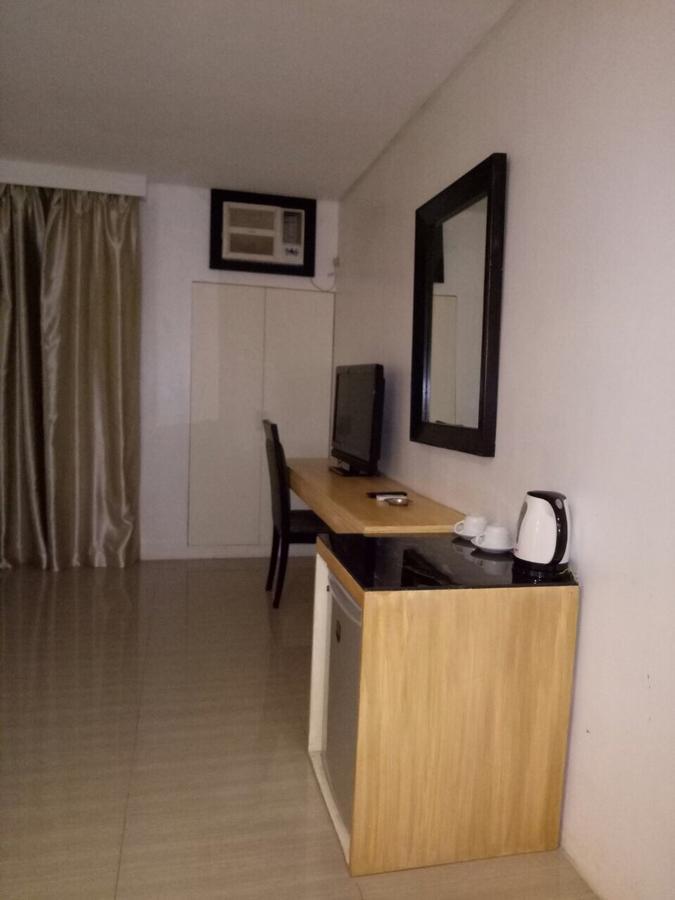 Dragonlink Suites @ Bel-Air Soho Makati City Exterior photo